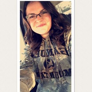 Meet your Posher, Jena